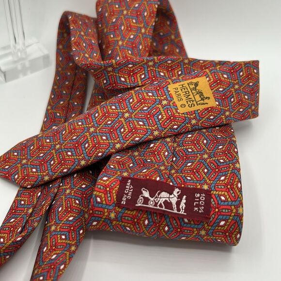 Hermes 100% Silk Geometric Stars Red and Blue Men's Tie 7662 TA - Picture 3 of 5